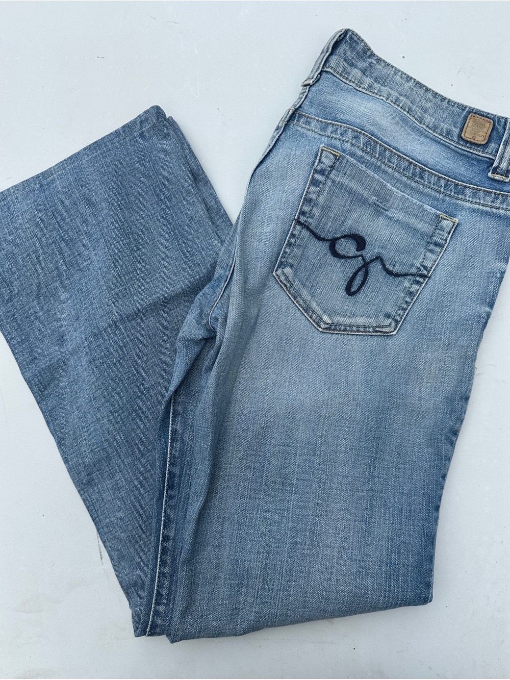 Y2K Guess Light Blue Wide Leg Jeans with Embroidered Back Pocket - Picture 2 of 6